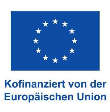  Europäische Flagge (blauer Hintergrund mit einem Kreis aus weißen Sternen) und dem Text "Kofinanziert von der Europäischen Union"