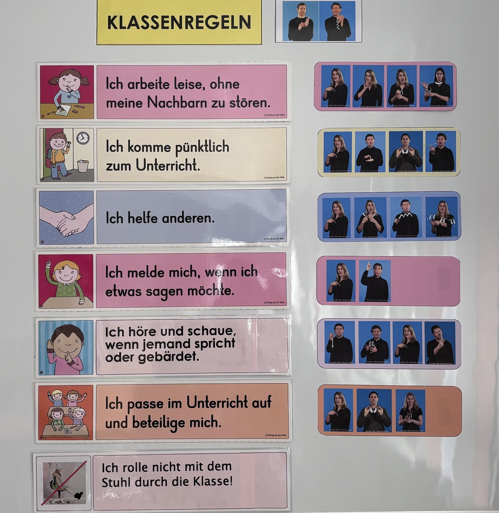 So sehen Klassenregeln: visualisiert, verschriftlicht und mit Gebärden dargestellt.
